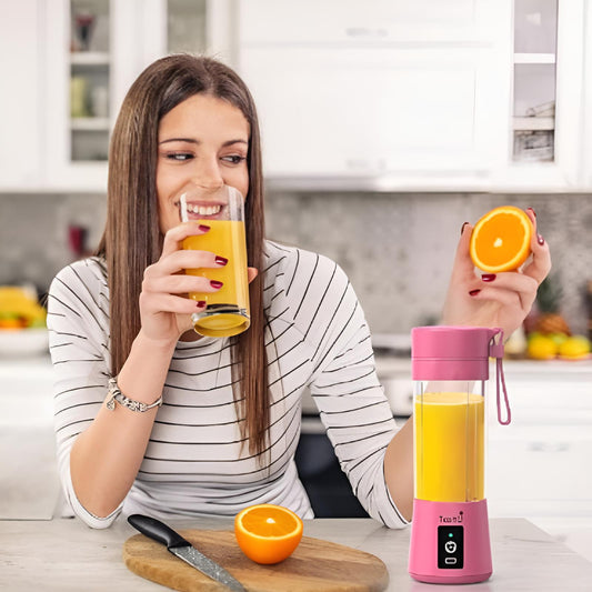 Licuadora portátil con base antideslizante de silicona y sistema de seguridad magnético inteligente