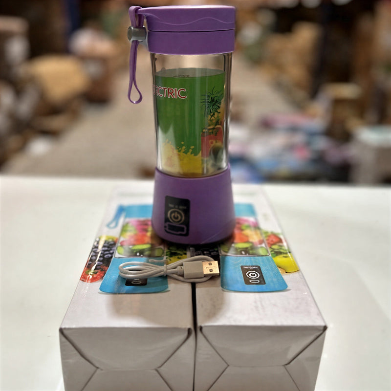 Detalle de 6 cuchillas de acero inoxidable de batidora portátil USB, tritura frutas, verduras y hielo